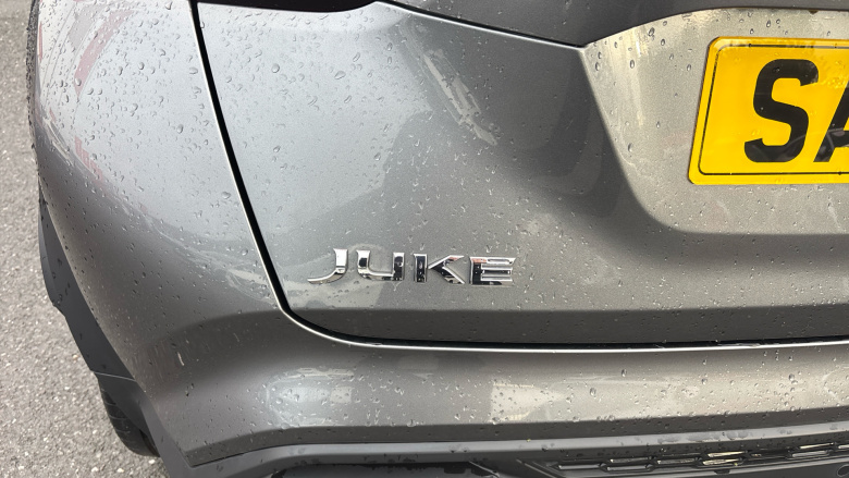 Nissan Juke 1.0 DiG-T 114 Tekna 5dr Petrol Hatchback